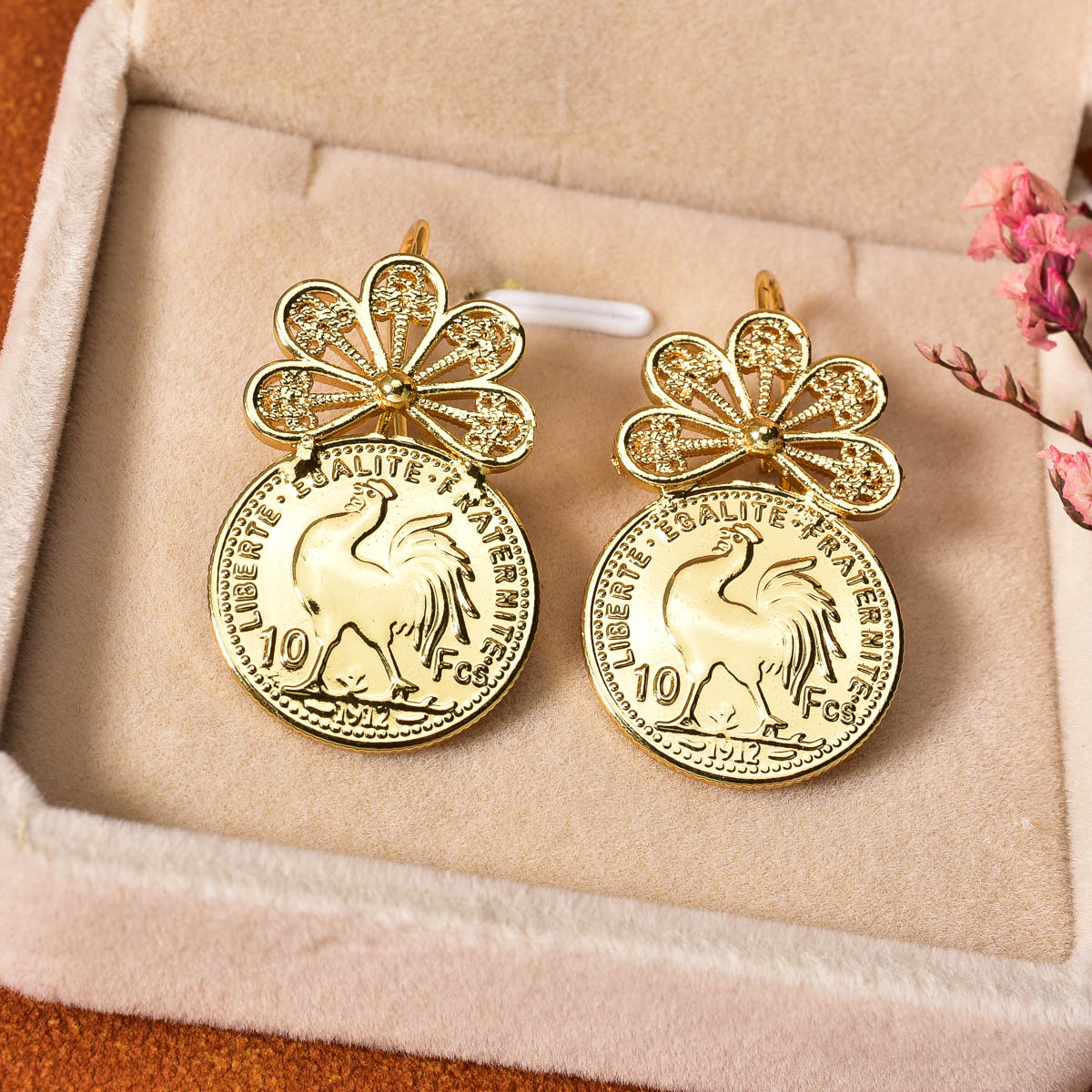 ต่างหูแบบห้อยเหรียญเหรียญทองคำ - Vintage Collectible Coins บทวิจารณ์และราคา