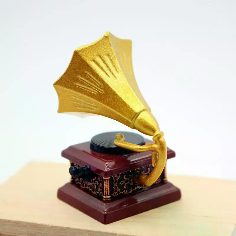 โมเดลเครื่องเล่นแผ่นเสียงวินเท - Vintage Toy Collector บทวิจารณ์และราคา