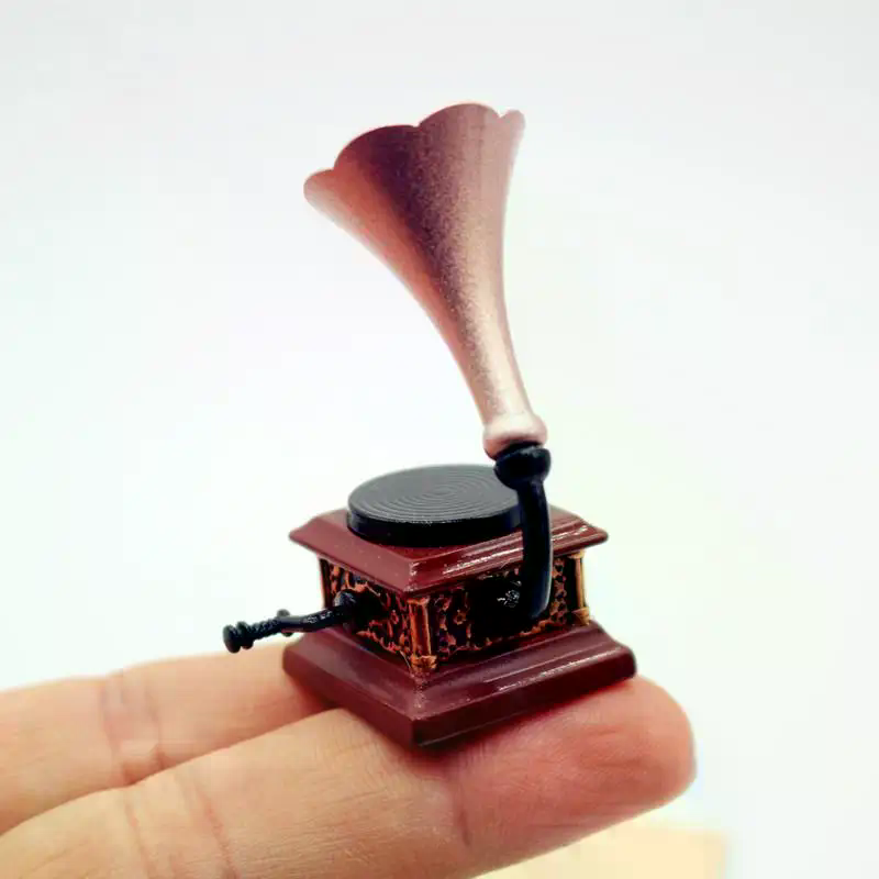 โมเดลเครื่องเล่นแผ่นเสียงวินเท - Vintage Toy Collector บทวิจารณ์และราคา